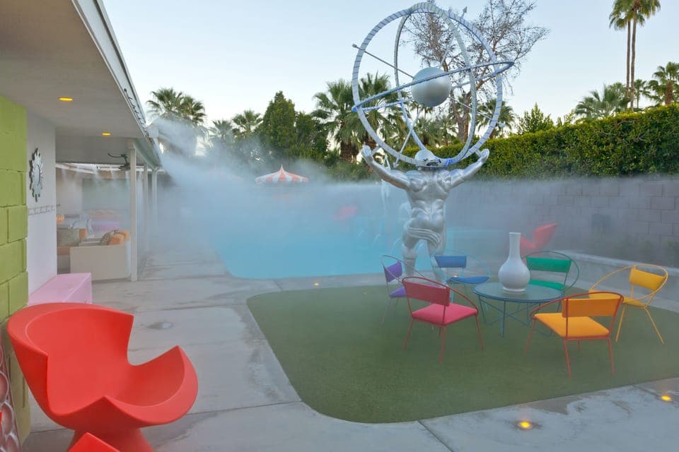 Leisureland - The Coolest Summer Rental