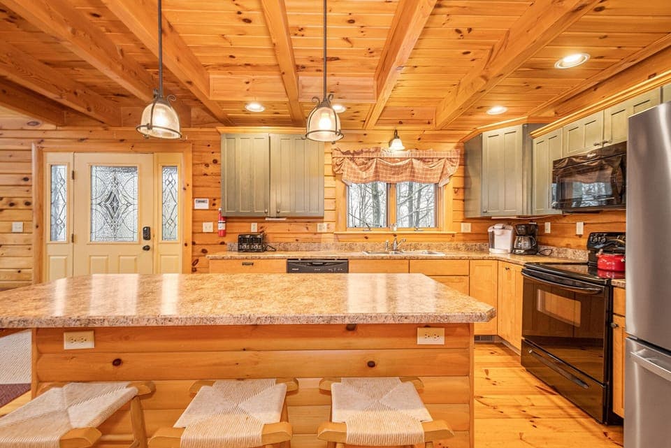 Full Kitchen
