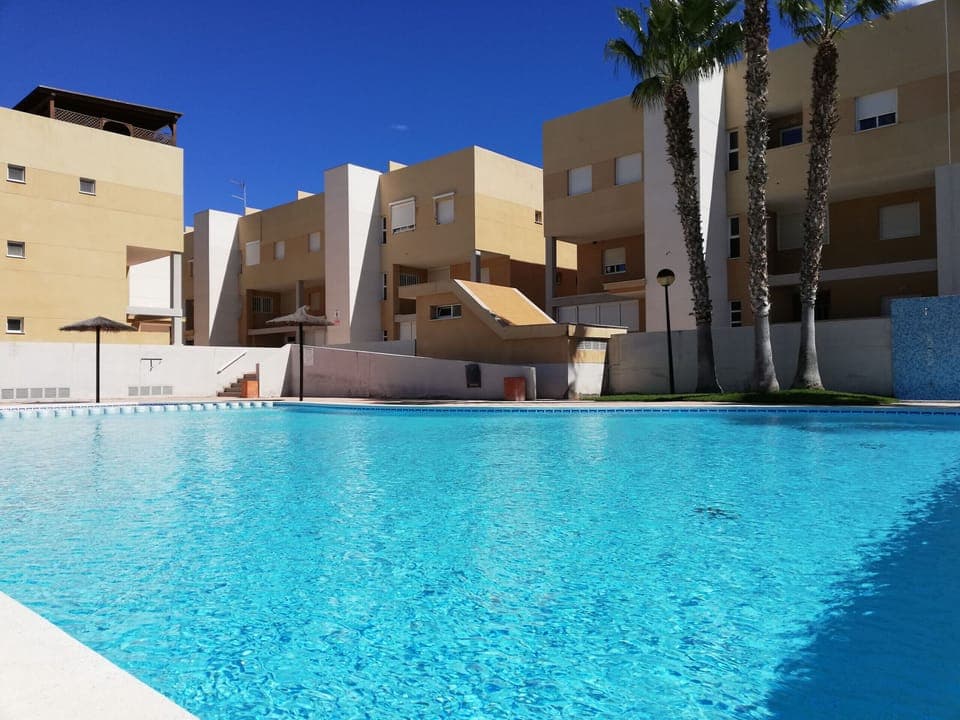 Swimming  pool