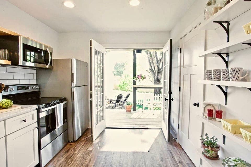 Indoor/Outdoor Entertaining