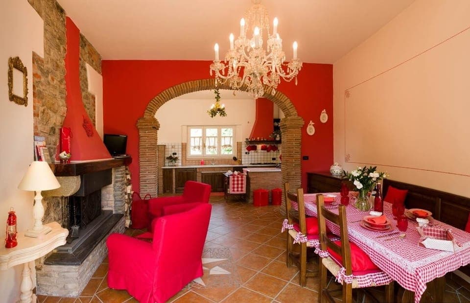 Sneak peek at the Red Apt, the living and dining area