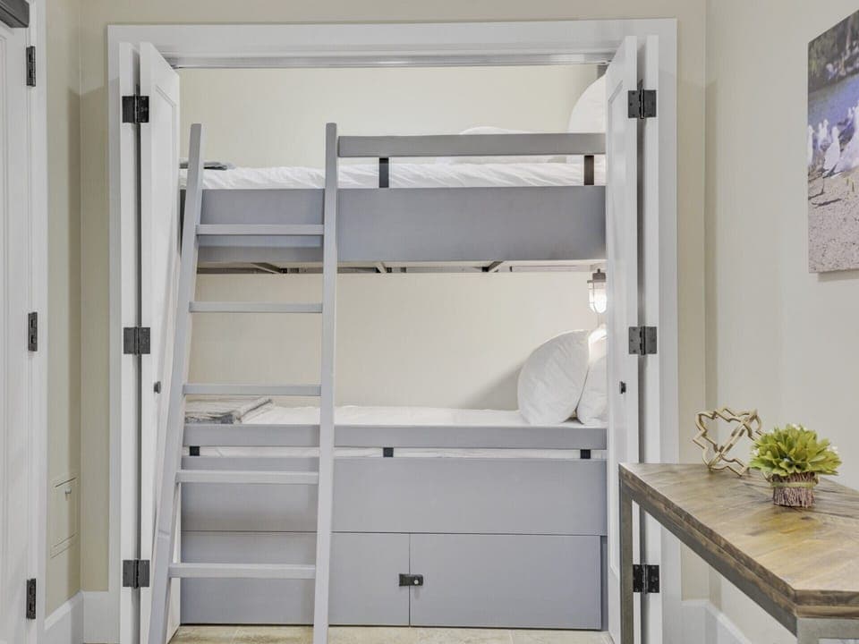 Condo 123 - Hide-a-Way Bunk Room with Ladder