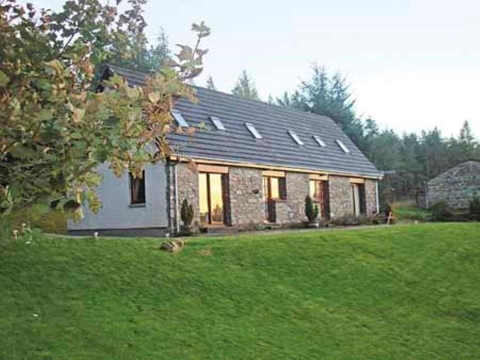 Benmore Cottage, Lairg
