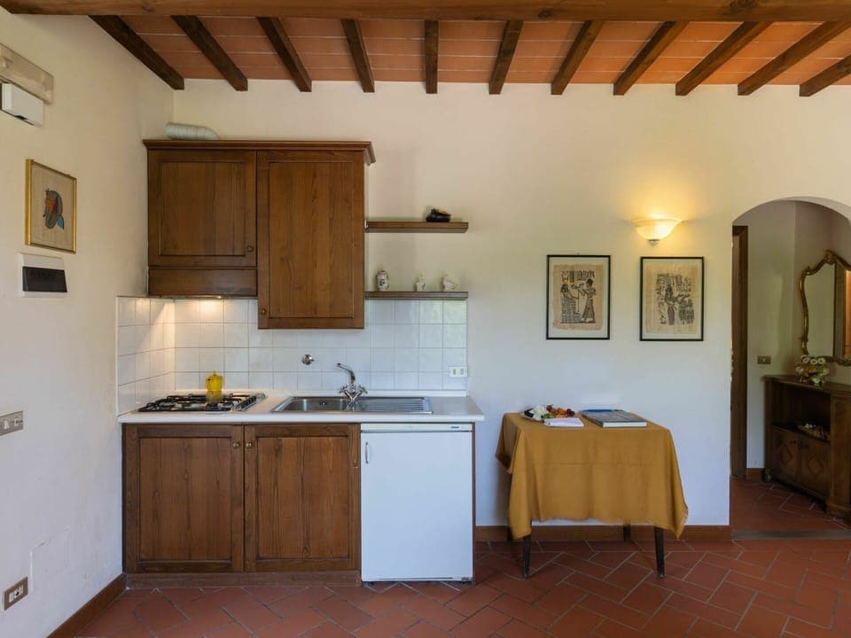 Cabinetry, Kitchen Sink, Property, Furniture, Building, Sink, Countertop, Wood, Picture Frame, Tap