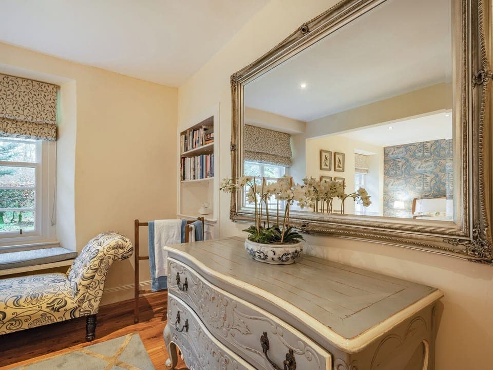 Double bedroom | Barjols Cottage - Mill Hill and Barjols Holidays, Lamington, near Biggar