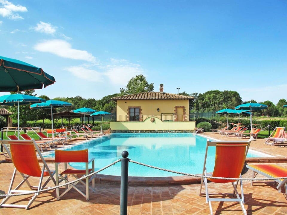 Swimming Pool, Property, Vacation, Resort, Sky, Leisure, Patio, Building, Real Estate, Summer