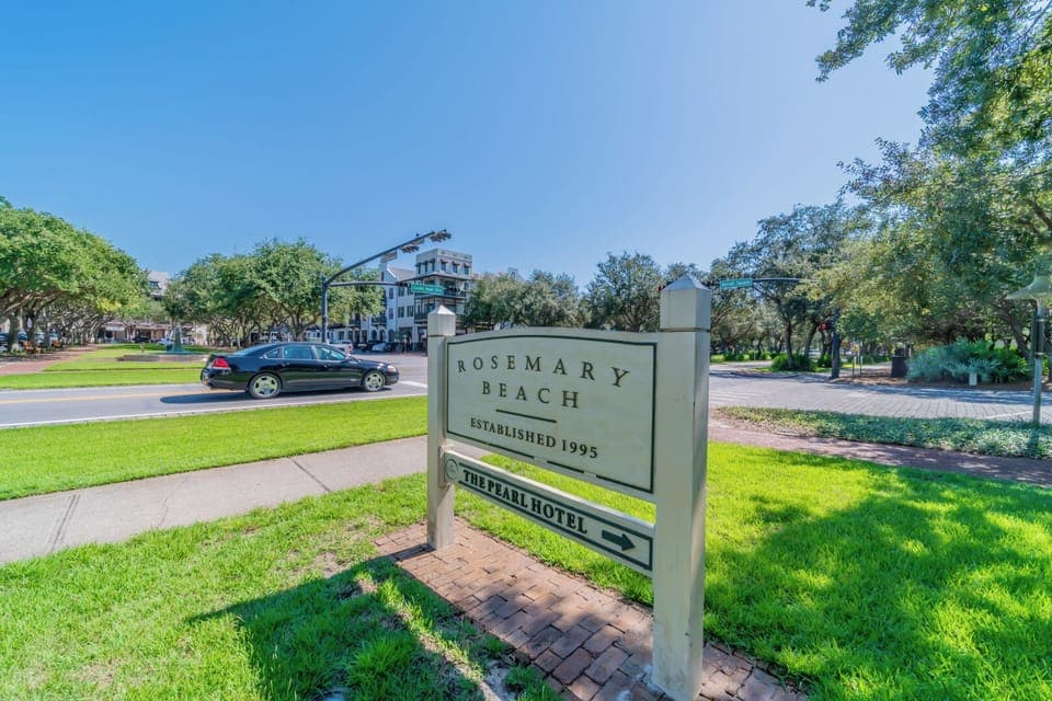 Winston at Rosemary Carriage | Rosemary Beach | Shops & Restaurants