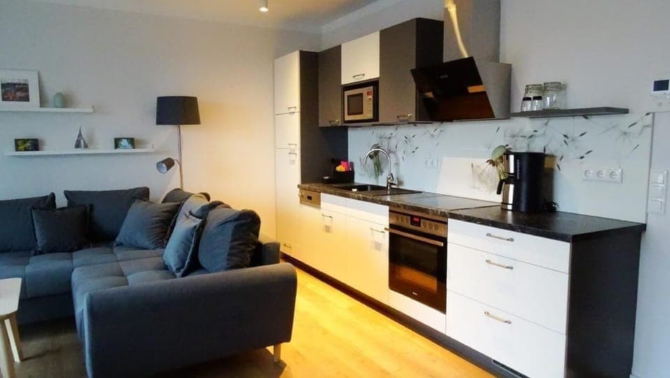 Kitchen area. Picture 4