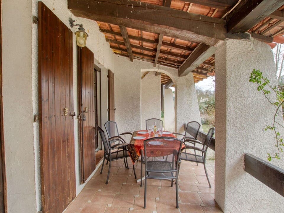 Furniture, Property, Chair, Wood, Building, Table, Interior Design, Architecture, Flooring, Floor