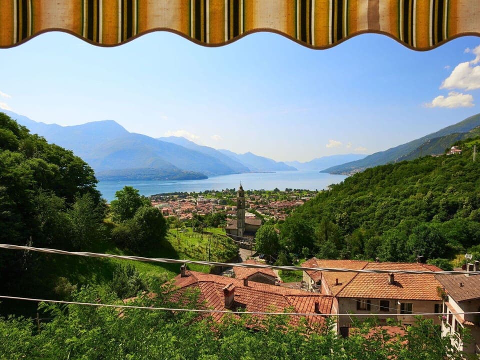 Sky, Plant, Property, Light, Mountain, Natural Landscape, Water, Leaf, Nature, Green