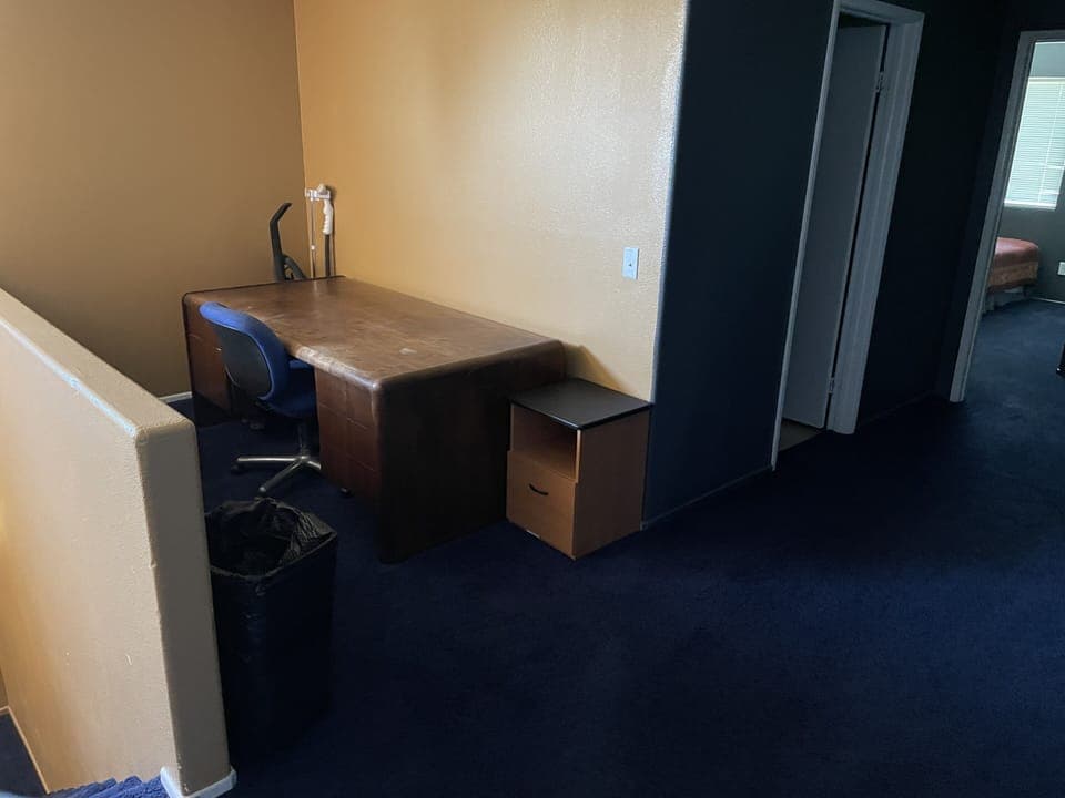 Additional Workspace in Upstairs Loft