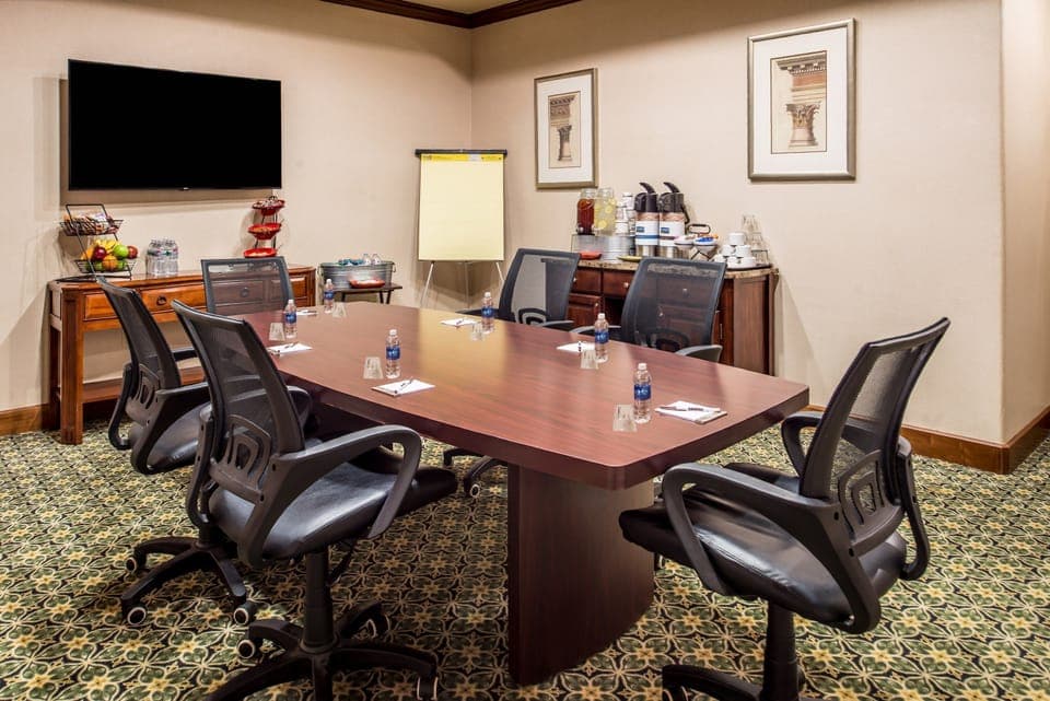 There are meeting spaces available on-site.