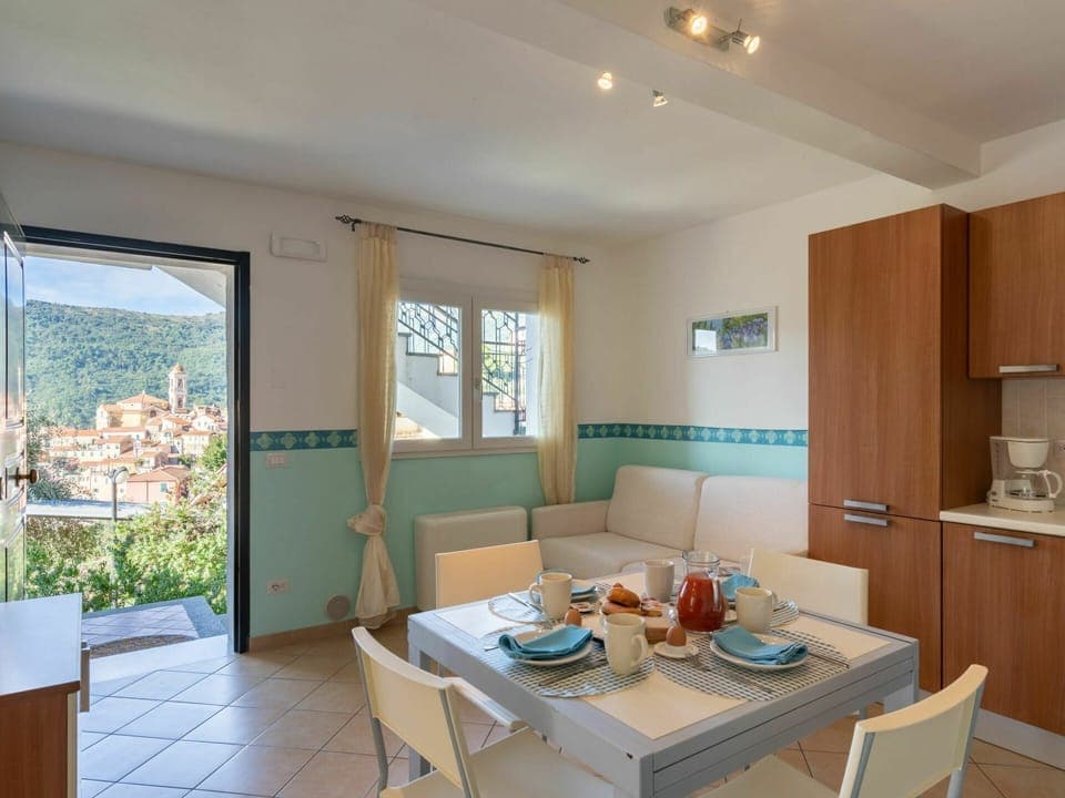 Room, Property, Building, Furniture, Interior Design, House, Floor, Real Estate, Ceiling, Home