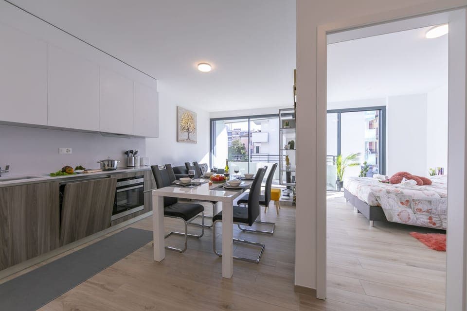 Kitchen with private washing machine