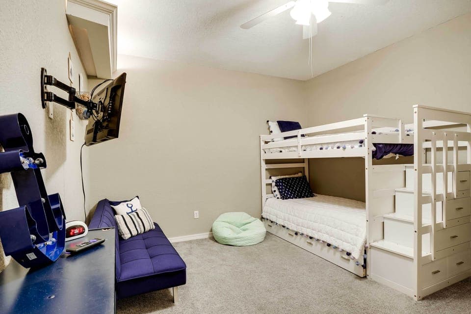 Bedroom 4 | Twin Bunk Bed w/ Twin Trundle Bed, Twin Futon