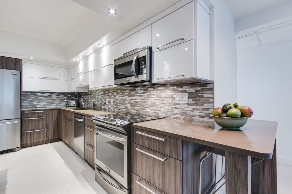 Cuisine avec comptoir lunch