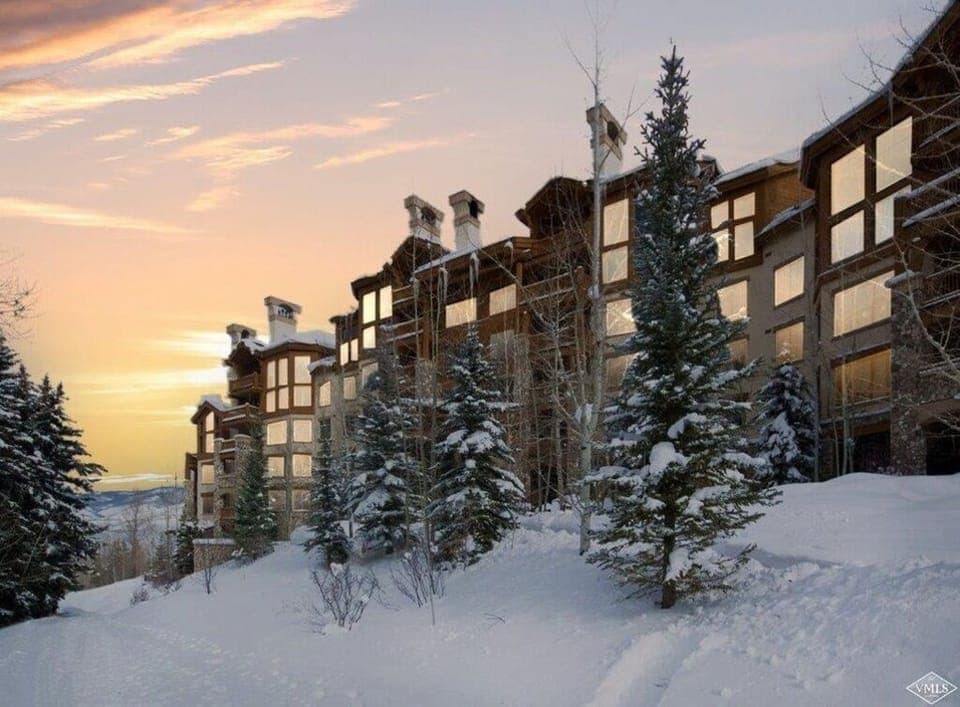 Exterior - Elkhorn Lodge at Beaver Creek