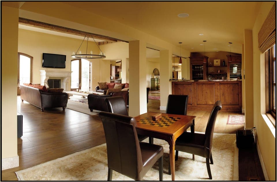 game room, wine bar