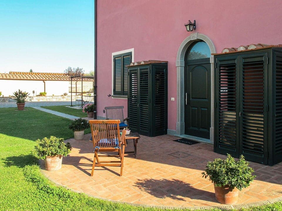 Property, House, Building, Real Estate, Architecture, Home, Residential Area, Facade, Roof, Yard