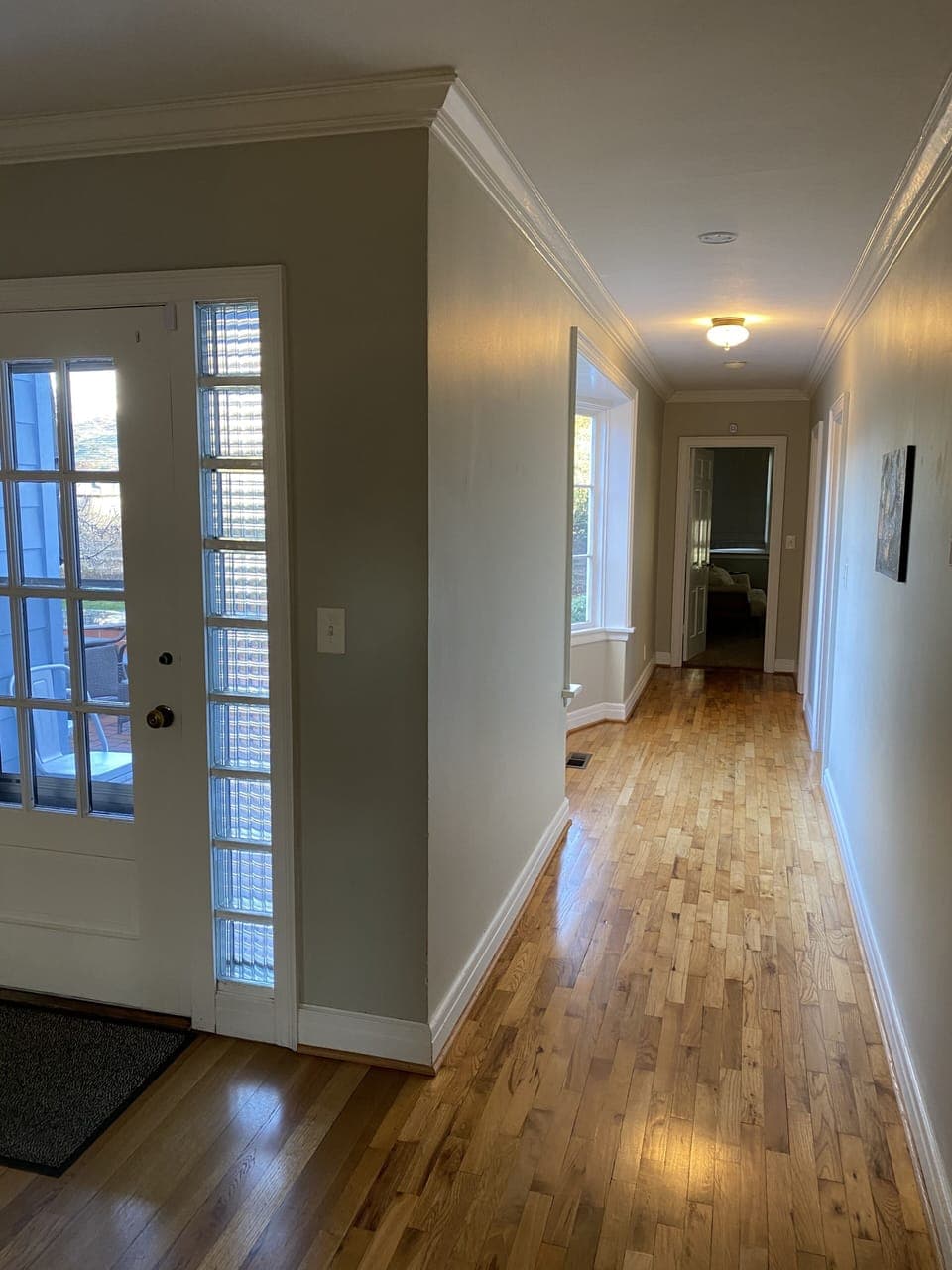 Hallway to bedrooms
