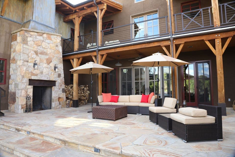Relax with family in this perfect home for making memories. 