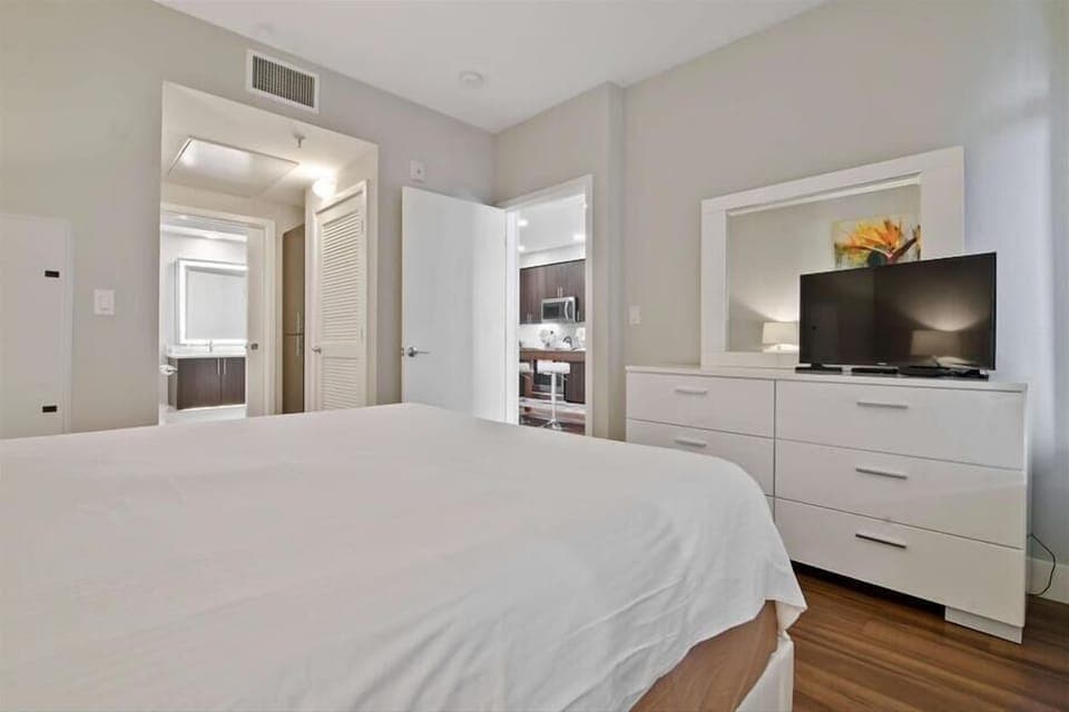 Sunnyvale/Mountain View/Cupertino Mountain View 1 Bedroom Bedroom