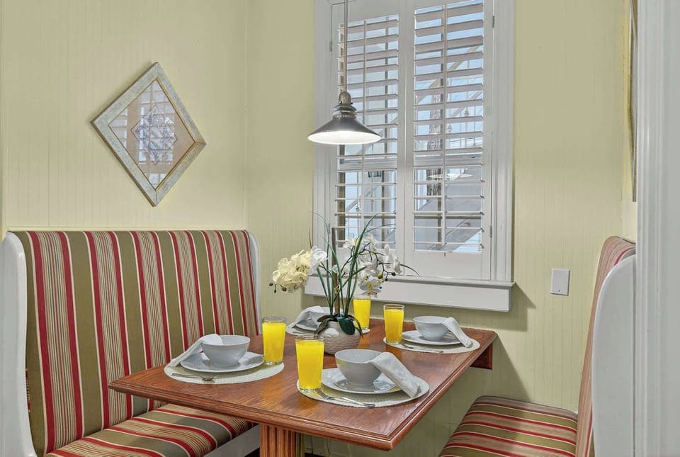 Main House Breakfast Area