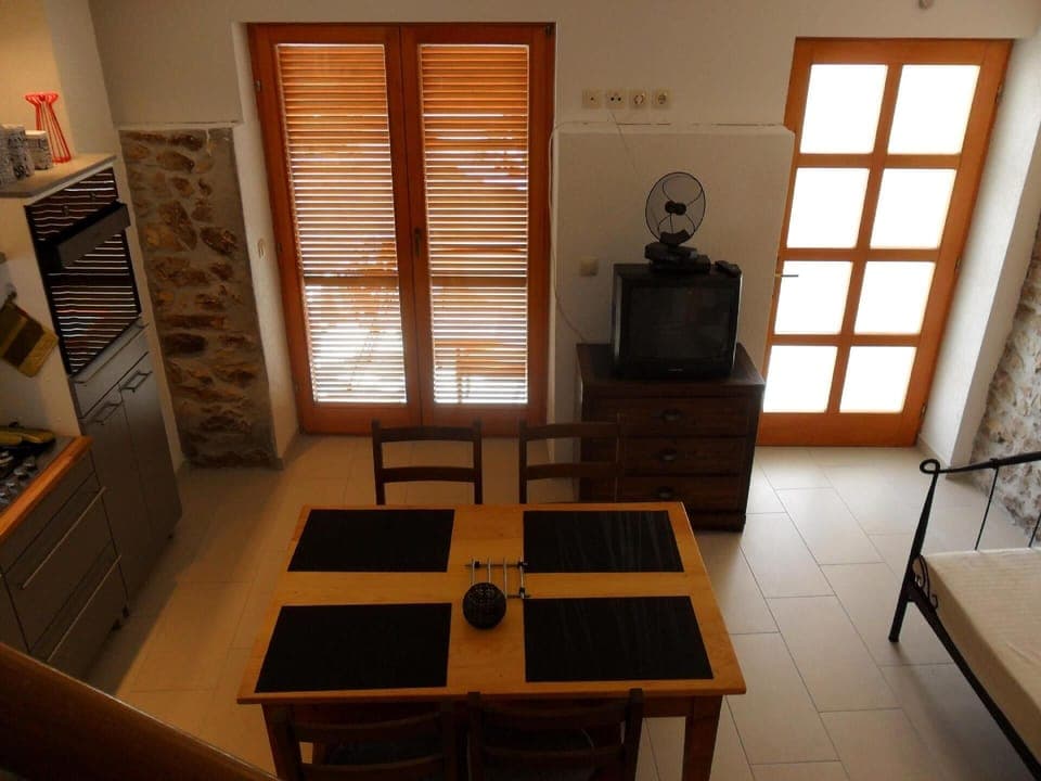 living room and dining room_kitchen