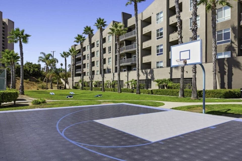 Sport court