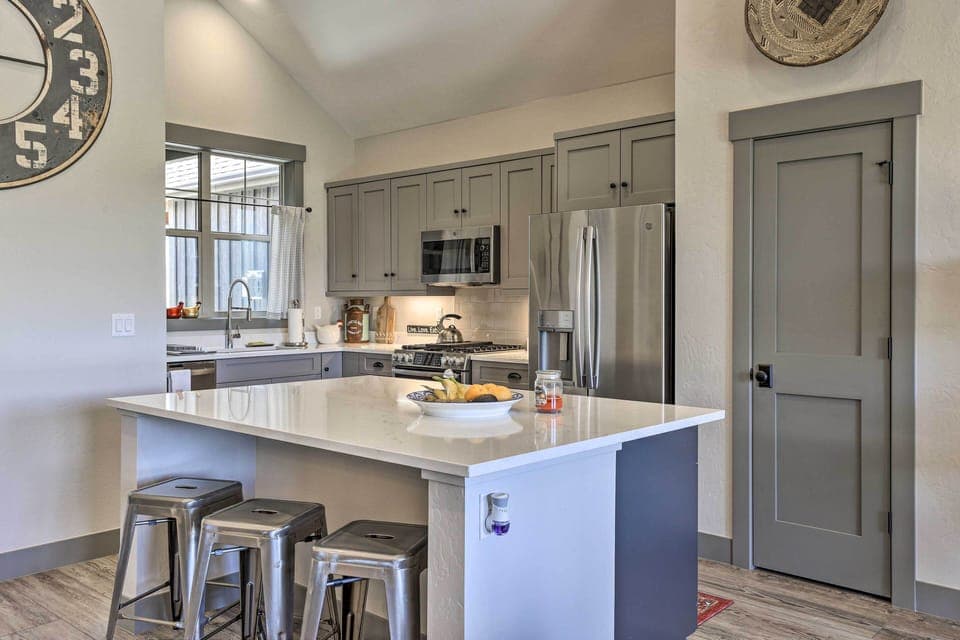 Fully Equipped Kitchen | Drip Coffee Maker | Stainless Steel Appliances