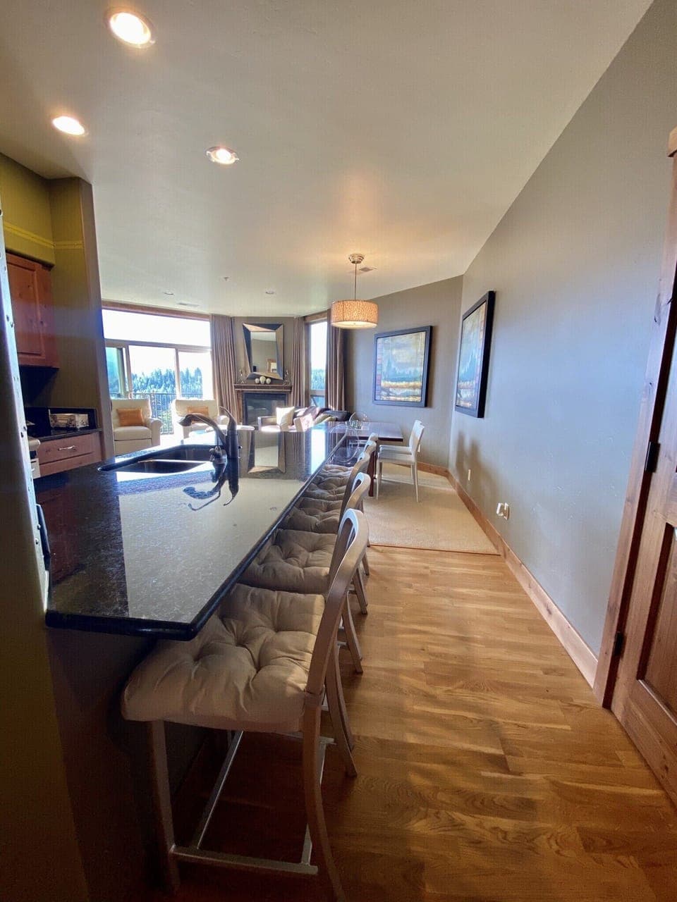 Island seating 