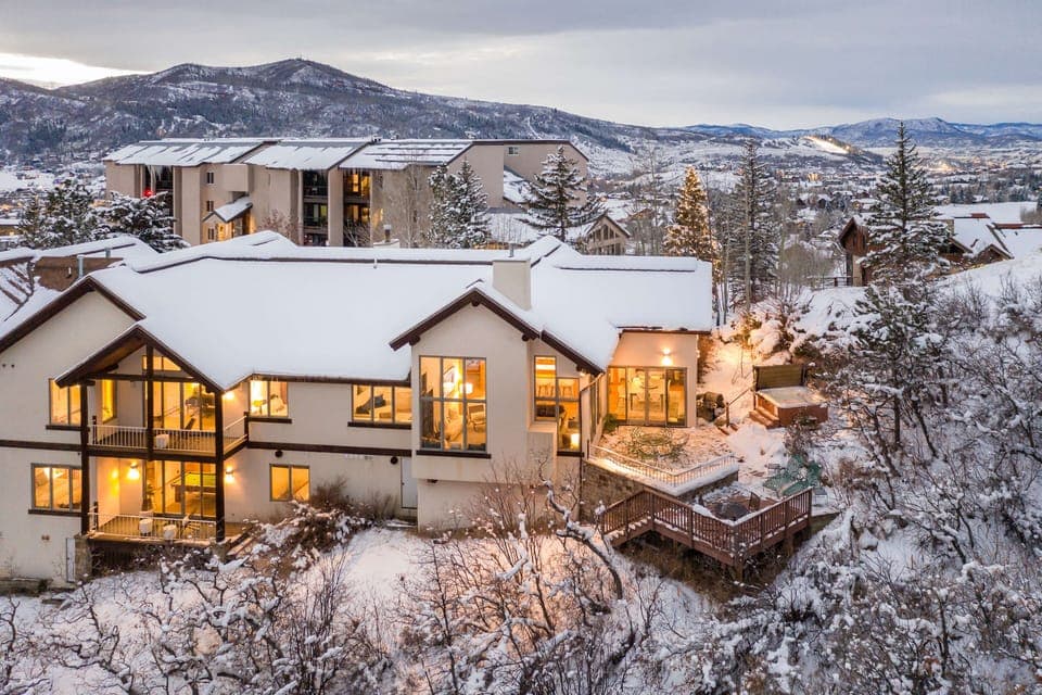 Welcome home to Villa Vista