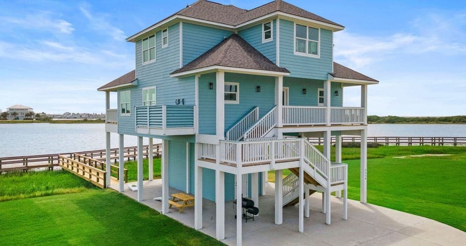 Welcome to Road Less Traveled by BeachBox