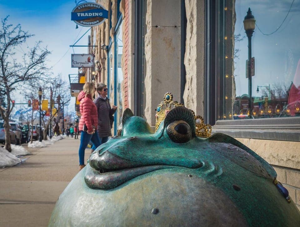 Walk around downtown for some shopping
