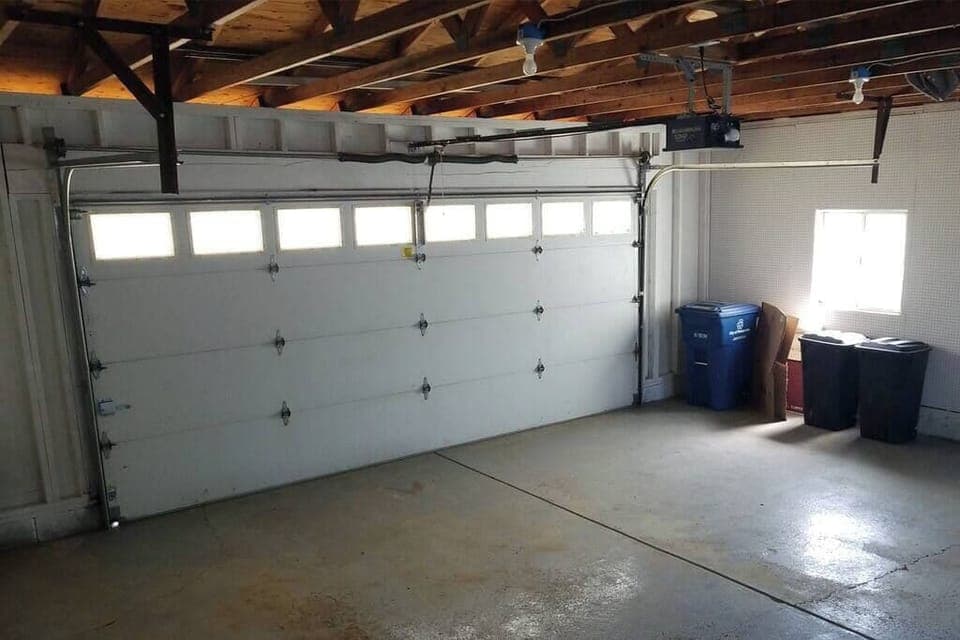 There's also plenty of room to park