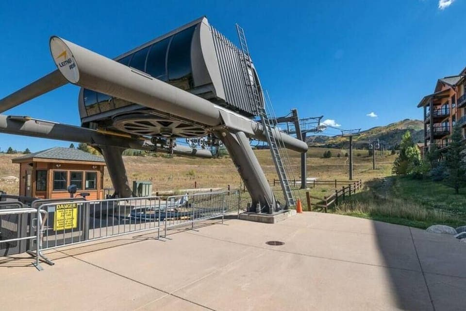 Access to Gondola that brings you to Steamboat Ski Resort in 5 minutes (2)
