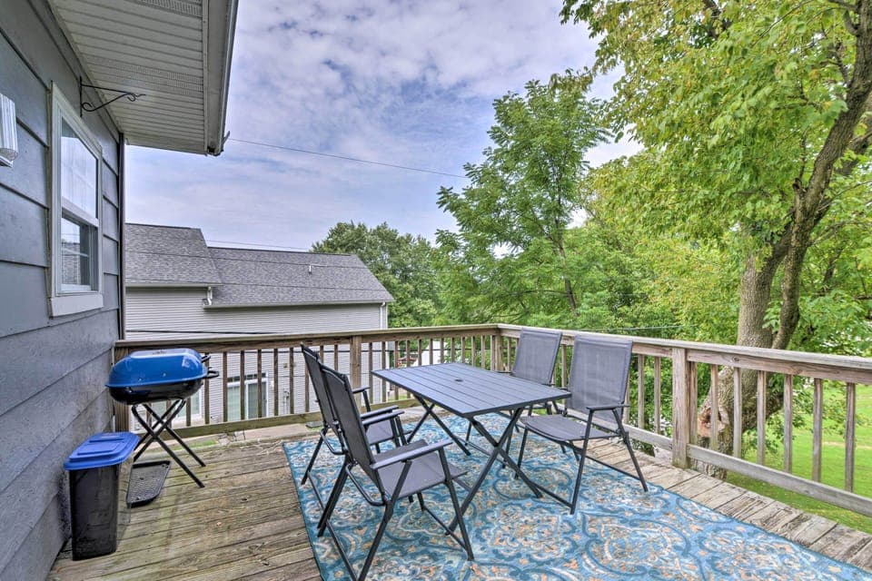 Private Deck
