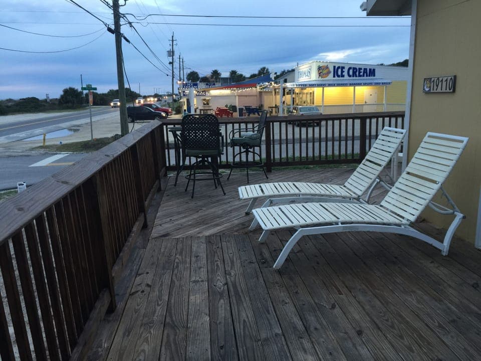 Location location location-beach - Thomas donuts ice cream and food