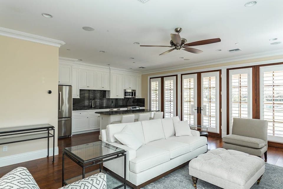 Living Room & Kitchen