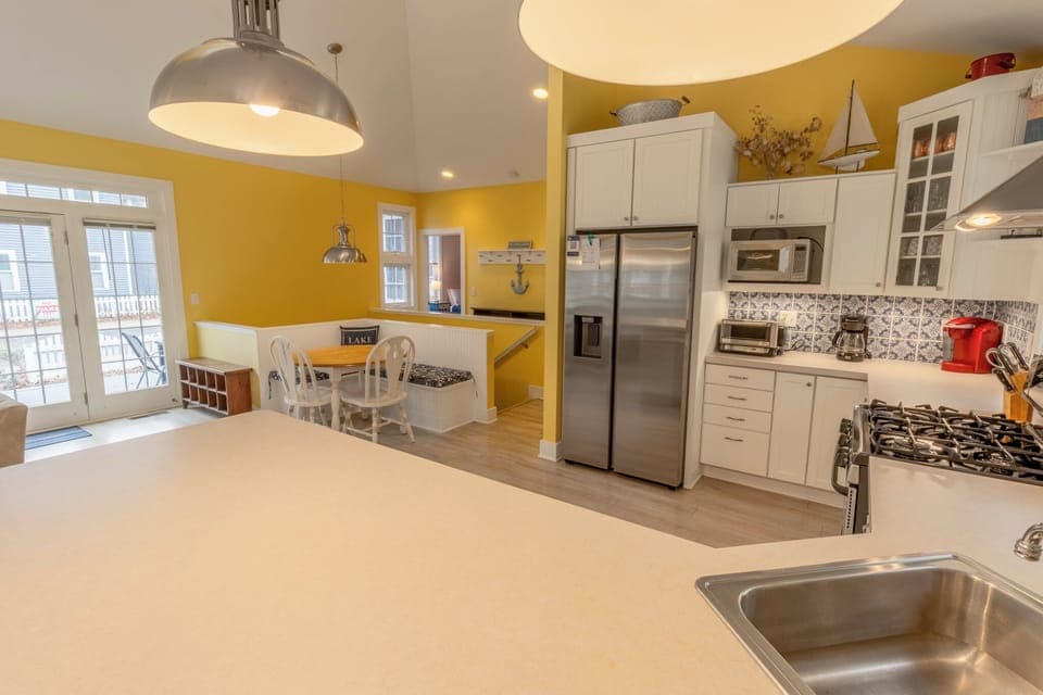 Main Level | Kitchen