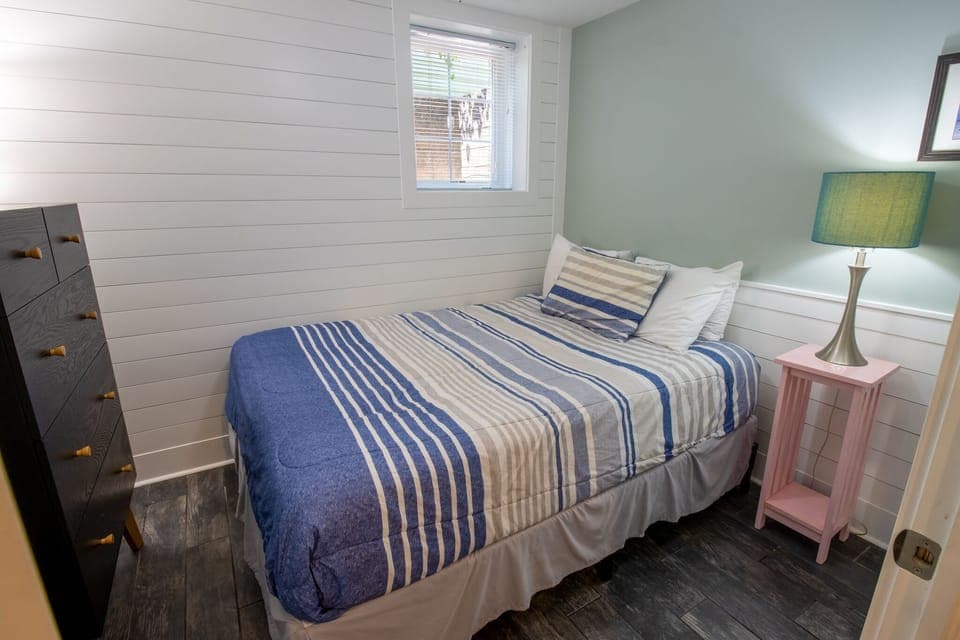 Garden Level | Bedroom 4 | Queen