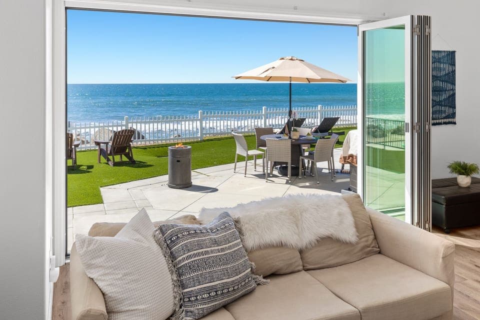 921 Living Room View