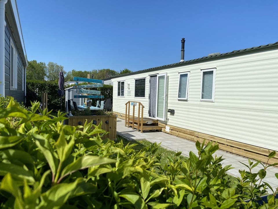 Terrace, Veranda, Garden chair, Garden table and Front Garden - EEZZ