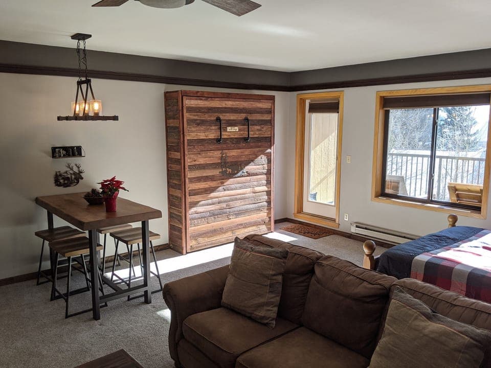 Slopeside Condominiums #2789