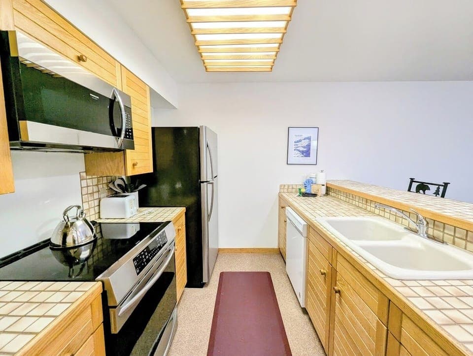 Fully equipped kitchen