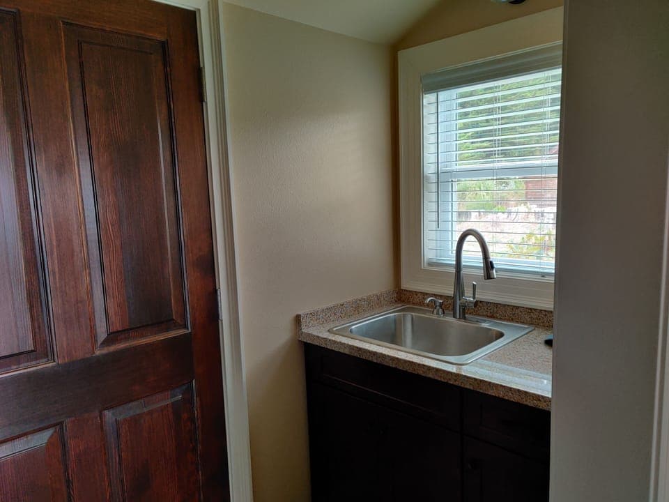 Utility sink in laundry room