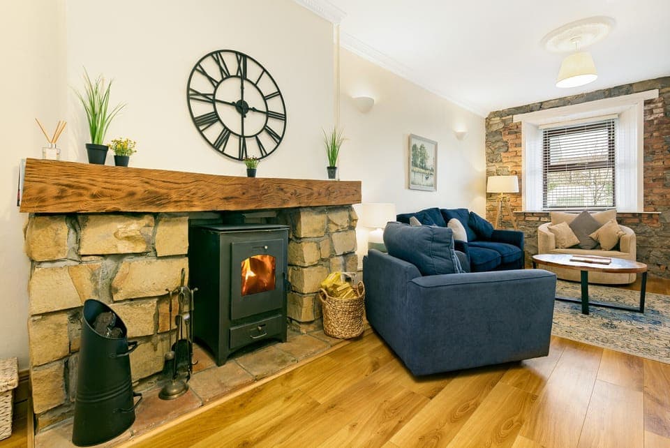 Welcome to historic Union Place in the heart of Sligo Town!