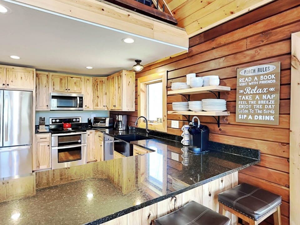 Full Kitchen