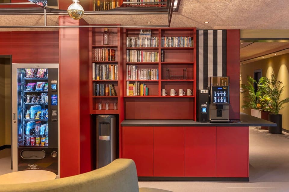 Grab a quick snack or coffee from the market area, conveniently located for guests on the go.