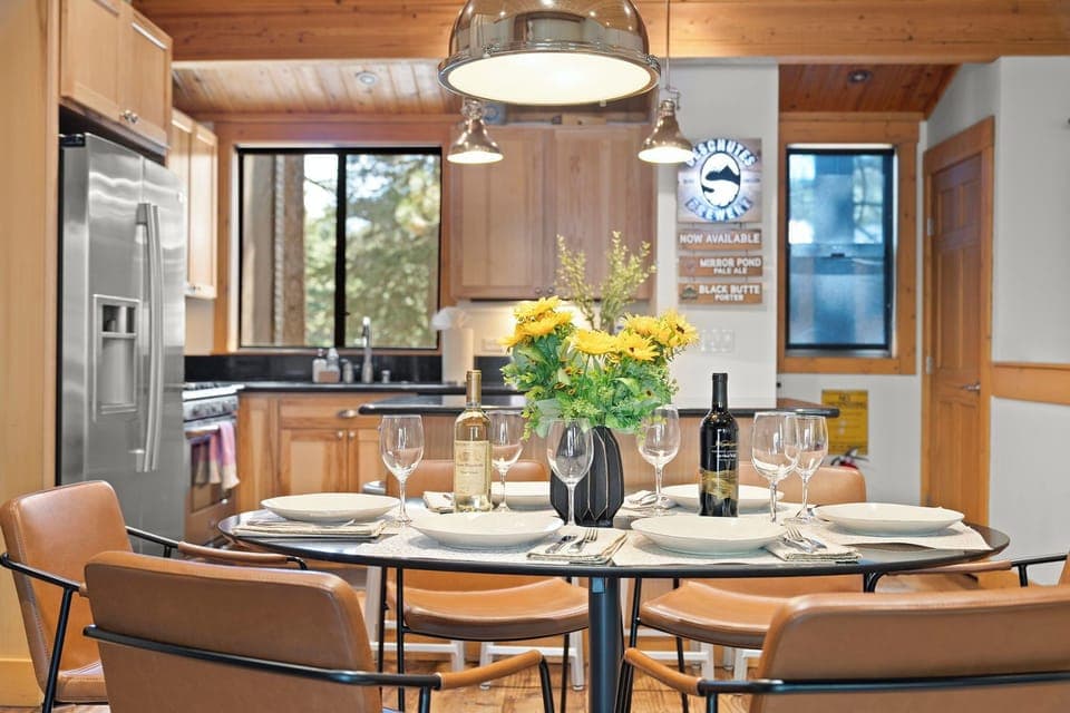 Table Setup: Northstar Silver Strike Family Retreat